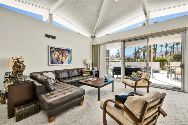$879,000 | 211 East Canyon Vista Drive, Palm Springs, CA 92264