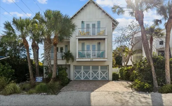 $3,250,000 | 117 Willow Avenue, Anna Maria, FL 34216