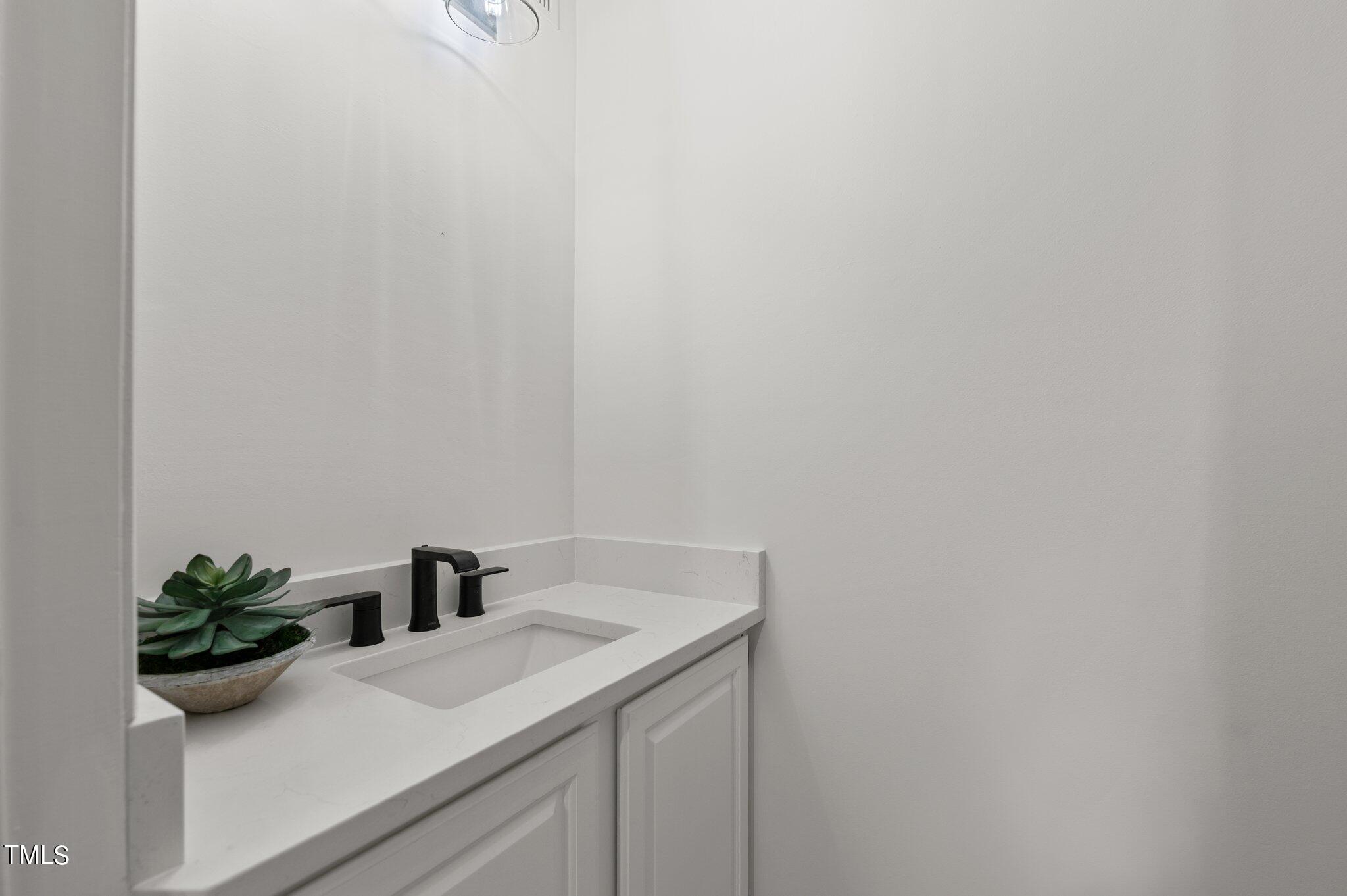 1440 Barton Pl Drive Raleigh, NC 27608 - Photo 17 of 57 9-web-or-mls-DSC_2243