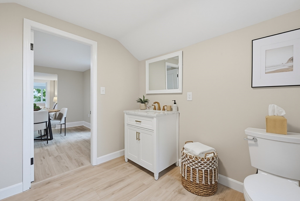 4 Ryan Street Randolph, MA 02368 - Photo 16 of 32