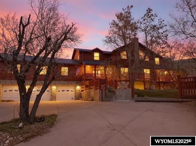 $595,000 | 717 Scarlet Drive, Rawlins, WY 82301