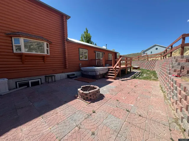$595,000 | 717 Scarlet Drive, Rawlins, WY 82301