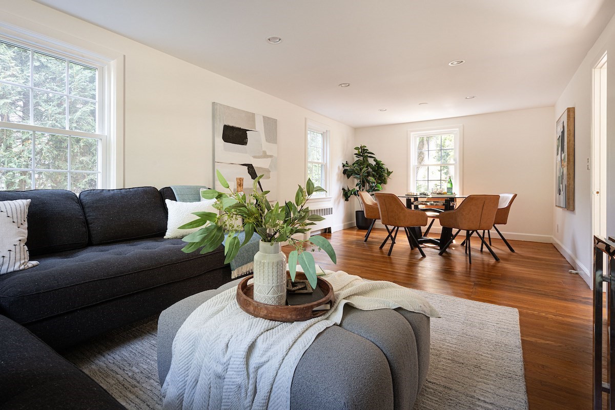 28 Middle Street Lexington, MA 02421 - Photo 15 of 24 Gallery Image 15