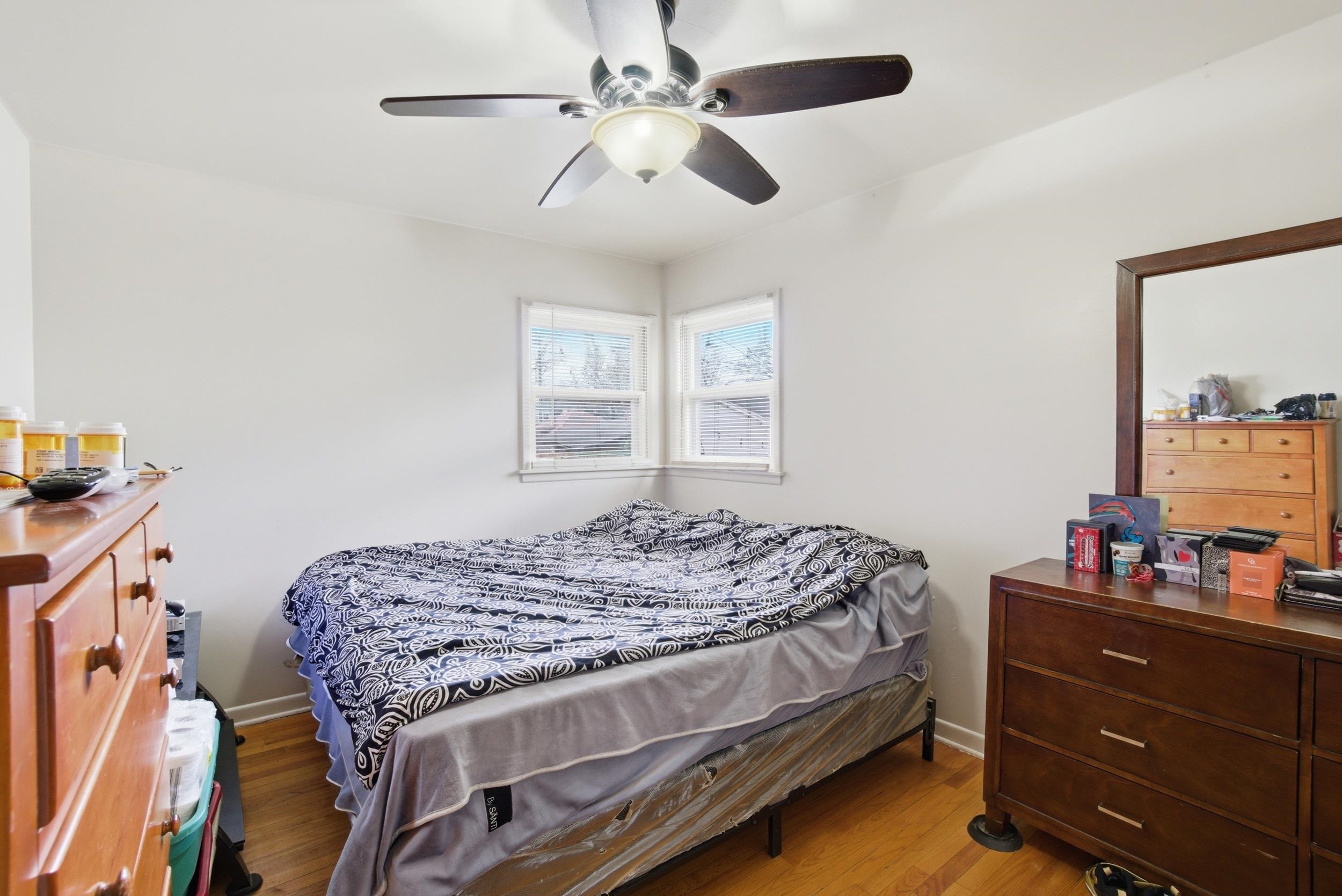 4622 North Springfield Avenue Chicago, IL 60625 - Photo 12 of 20