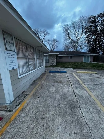 $700 | 1020 North Main Street, Unit 1, Baytown, TX 77520