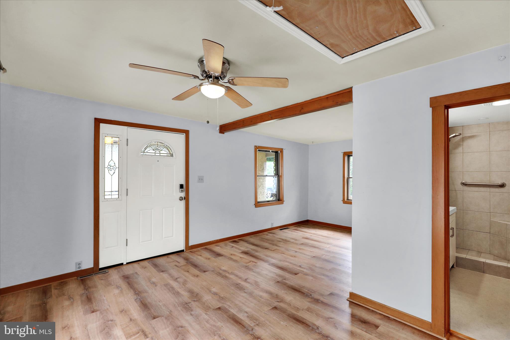 1027 Commonwealth Boulevard Reading, PA 19607 - Photo 6 of 31 Lots of Natural Light