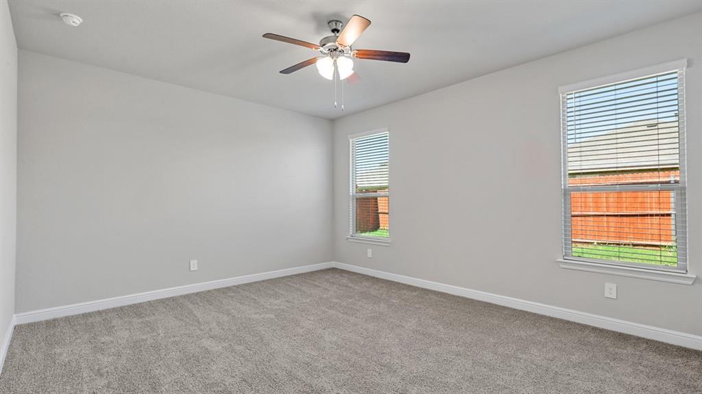 15924 Stableford Road Justin, TX 76247 - Photo 14 of 40