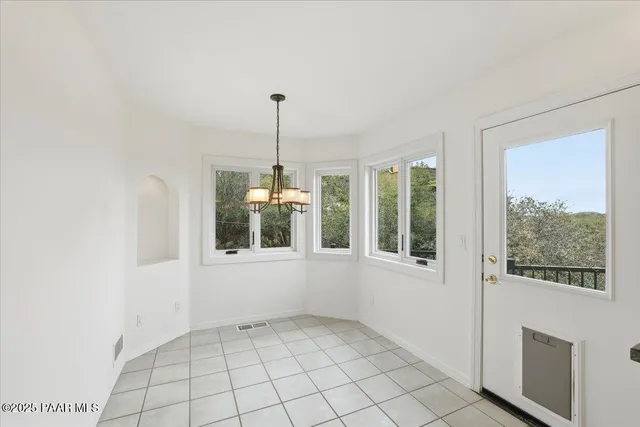 $970,000 | 1917 Crestview Drive, Prescott, AZ 86305