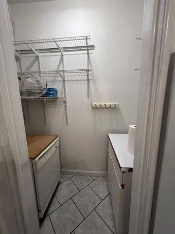 $2,500 | 3545 North Sheffield Avenue, Unit 1, Chicago, IL 60657