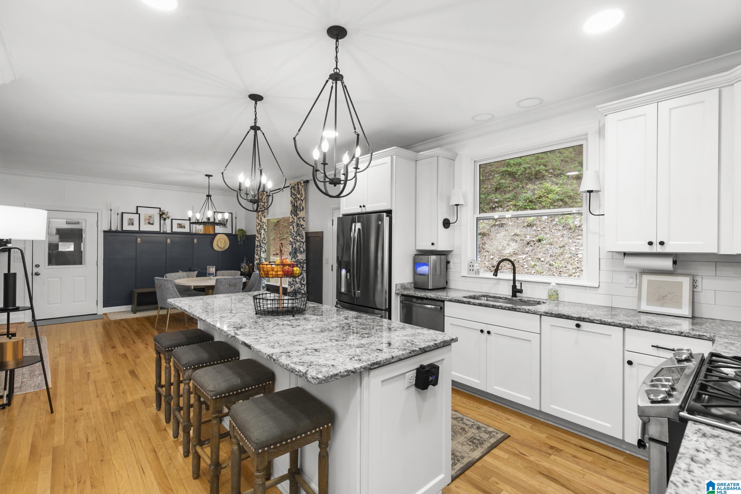 3118 Renfro Road Vestavia Hills, AL 35216 - Photo 11 of 46 Gallery Image 11