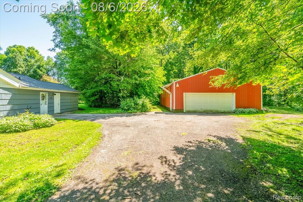 16887 Renton Road Belleville, MI 48111 - Photo 6 of 58 Gallery Image 6
