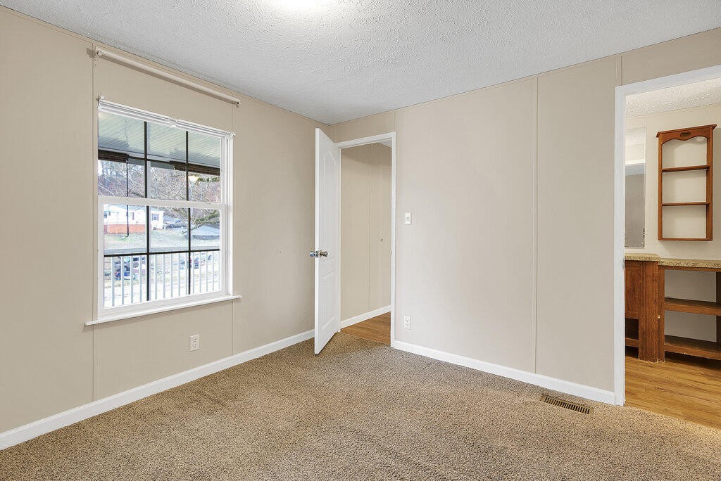 198 Peavyhouse Road Dayton, TN 37321 - Photo 23 of 32 Gallery Image 23