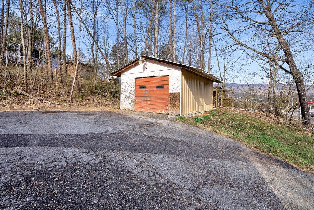 198 Peavyhouse Road Dayton, TN 37321 - Photo 30 of 32 Gallery Image 30