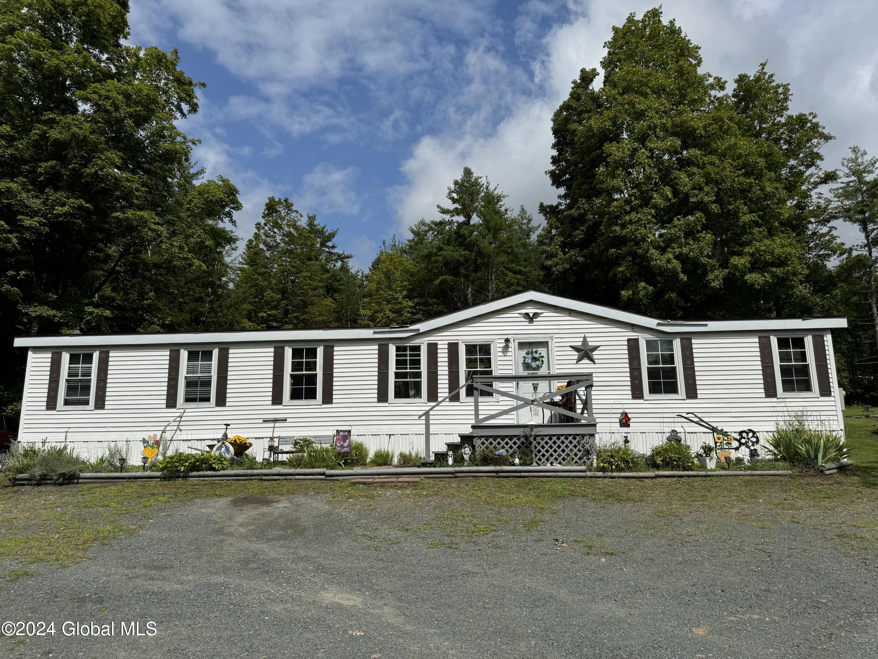 141 Carpenter Road Pittstown, NY 12094 - Photo 28 of 28 IMG_3888