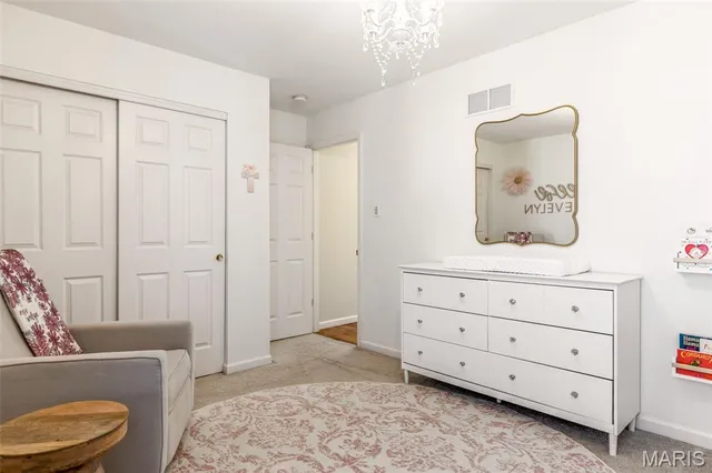 $599,900 | 1056 Dougherty Lake Estates Drive, St. Louis, MO 63122