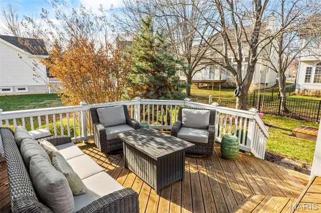 $599,900 | 1056 Dougherty Lake Estates Drive, St. Louis, MO 63122