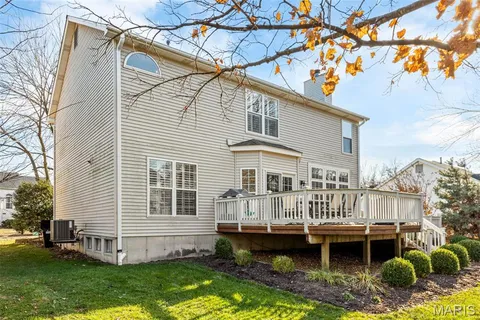 $599,900 | 1056 Dougherty Lake Estates Drive, St. Louis, MO 63122