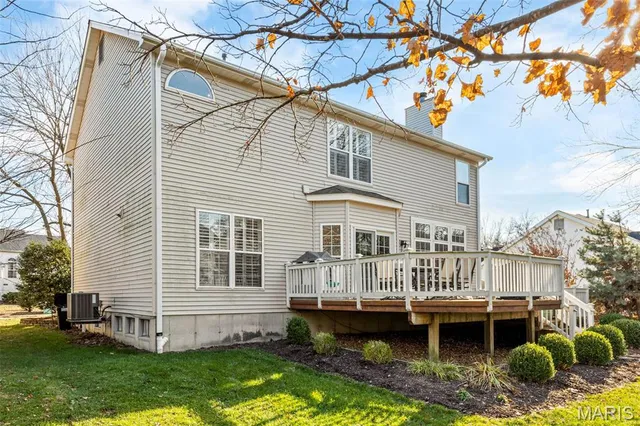 $599,900 | 1056 Dougherty Lake Estates Drive, St. Louis, MO 63122