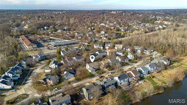 $599,900 | 1056 Dougherty Lake Estates Drive, St. Louis, MO 63122