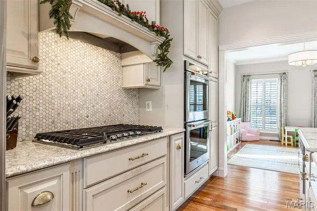 $599,900 | 1056 Dougherty Lake Estates Drive, St. Louis, MO 63122