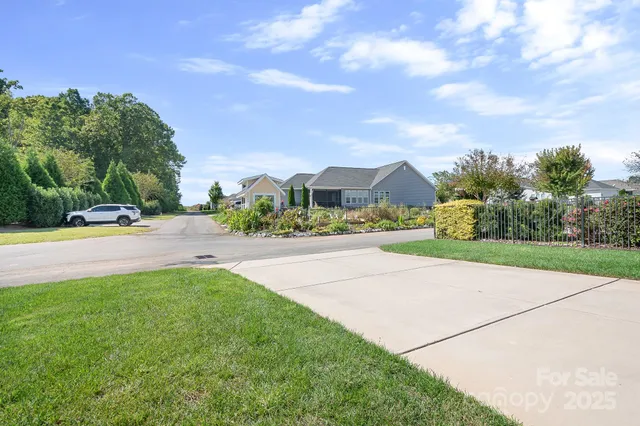 $505,900 | 17914 Coulter Parkway, Cornelius, NC 28031