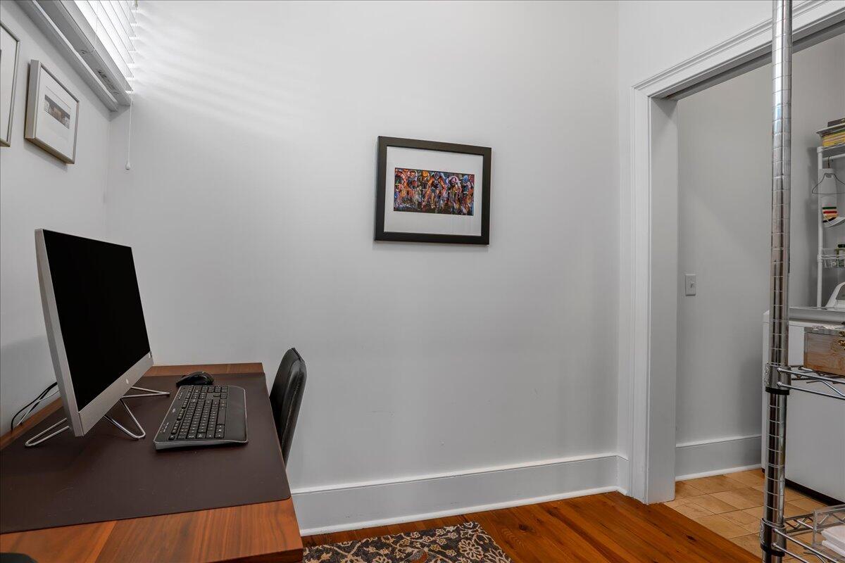 26 Smith Street, Unit C Charleston, SC 29401 - Photo 14 of 38 32-SNY06722