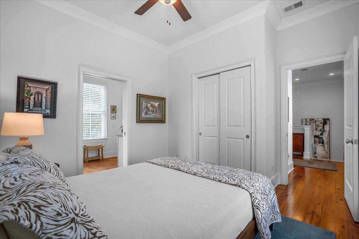 26 Smith Street, Unit C Charleston, SC 29401 - Photo 25 of 38 31-SNY06713