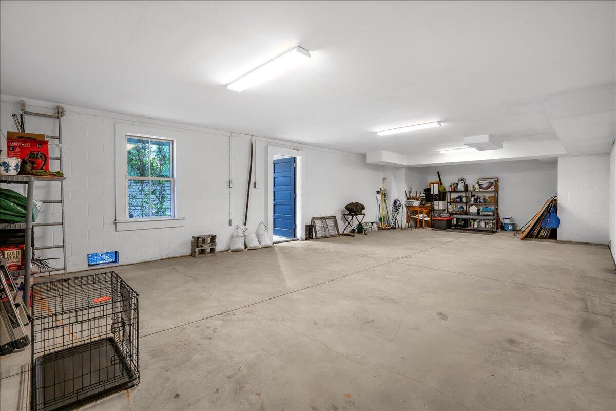 26 Smith Street, Unit C Charleston, SC 29401 - Photo 26 of 38 33-SNY06731