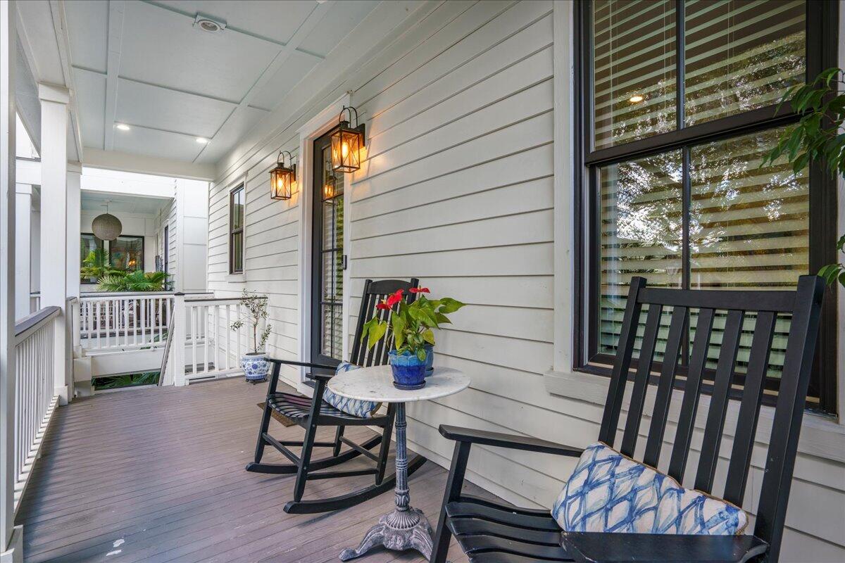 26 Smith Street, Unit C Charleston, SC 29401 - Photo 5 of 38 06-SNY06728