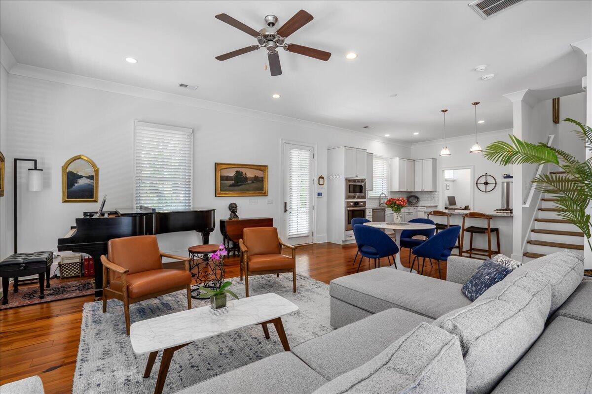 26 Smith Street, Unit C Charleston, SC 29401 - Photo 8 of 38 11-SNY06652