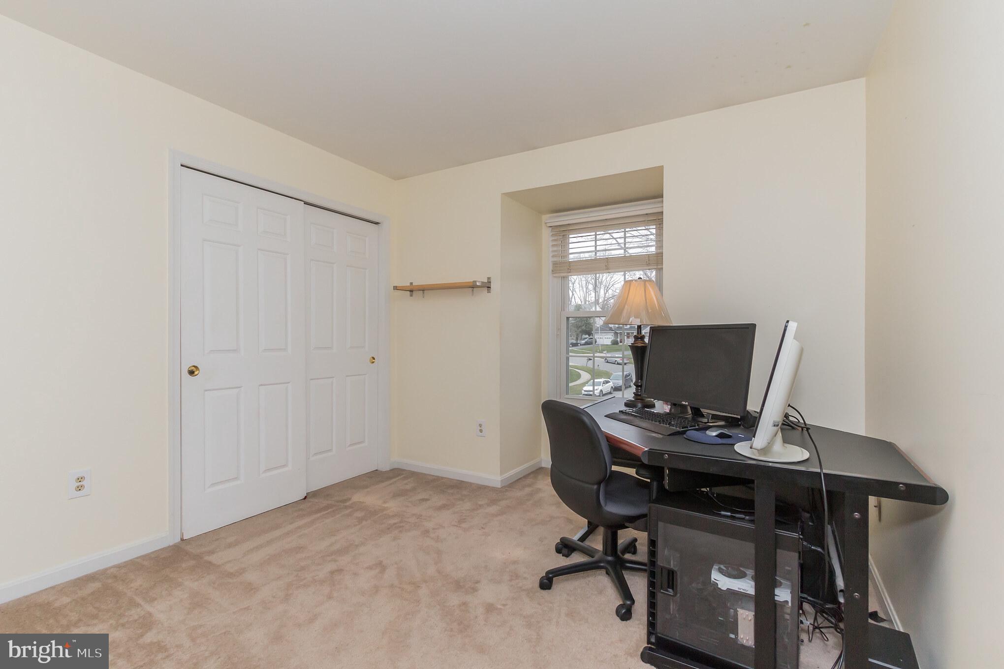 18800 Lindenhouse Road Gaithersburg, MD 20879 - Photo 20 of 30 Gallery Image 20