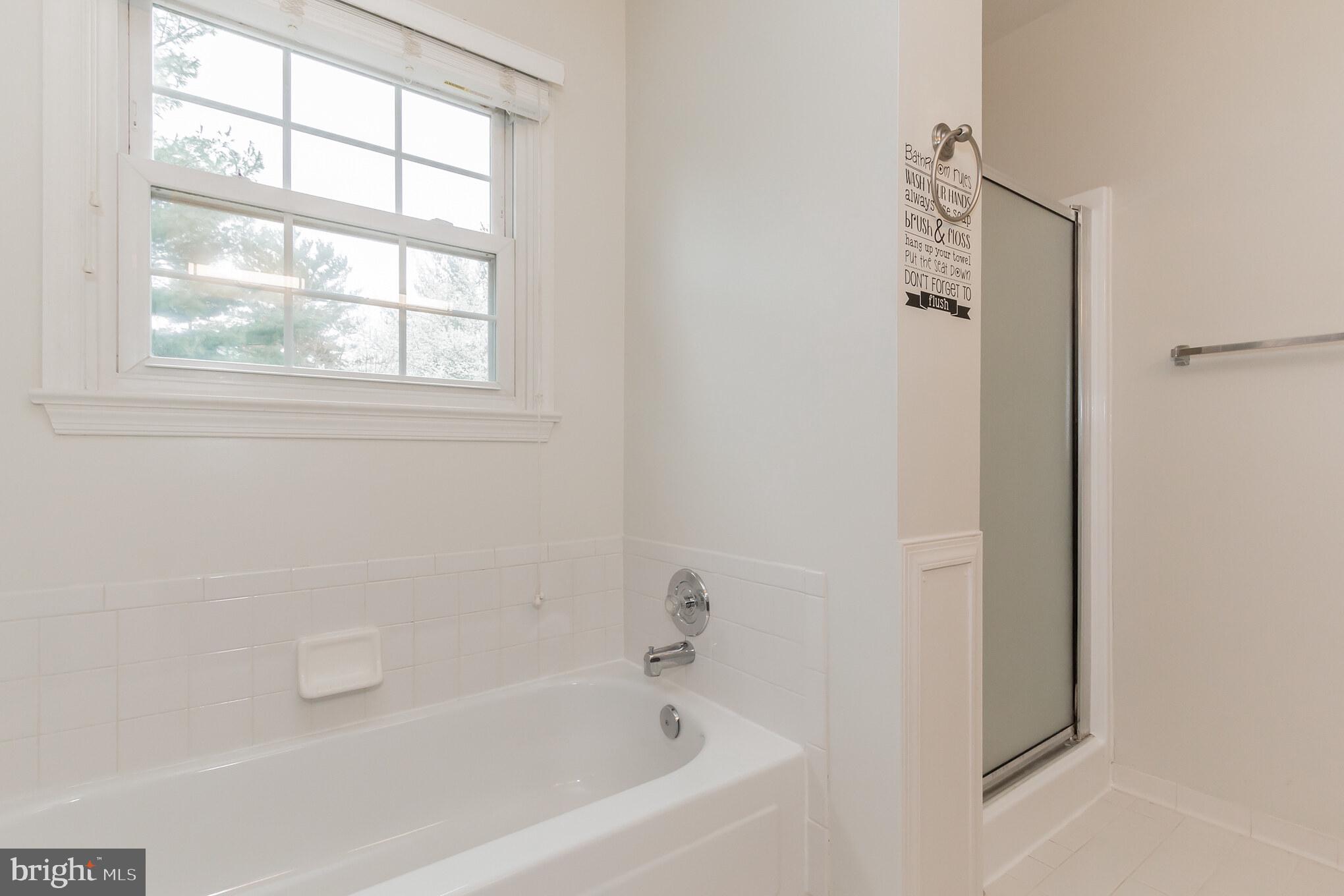 18800 Lindenhouse Road Gaithersburg, MD 20879 - Photo 24 of 30 Gallery Image 24