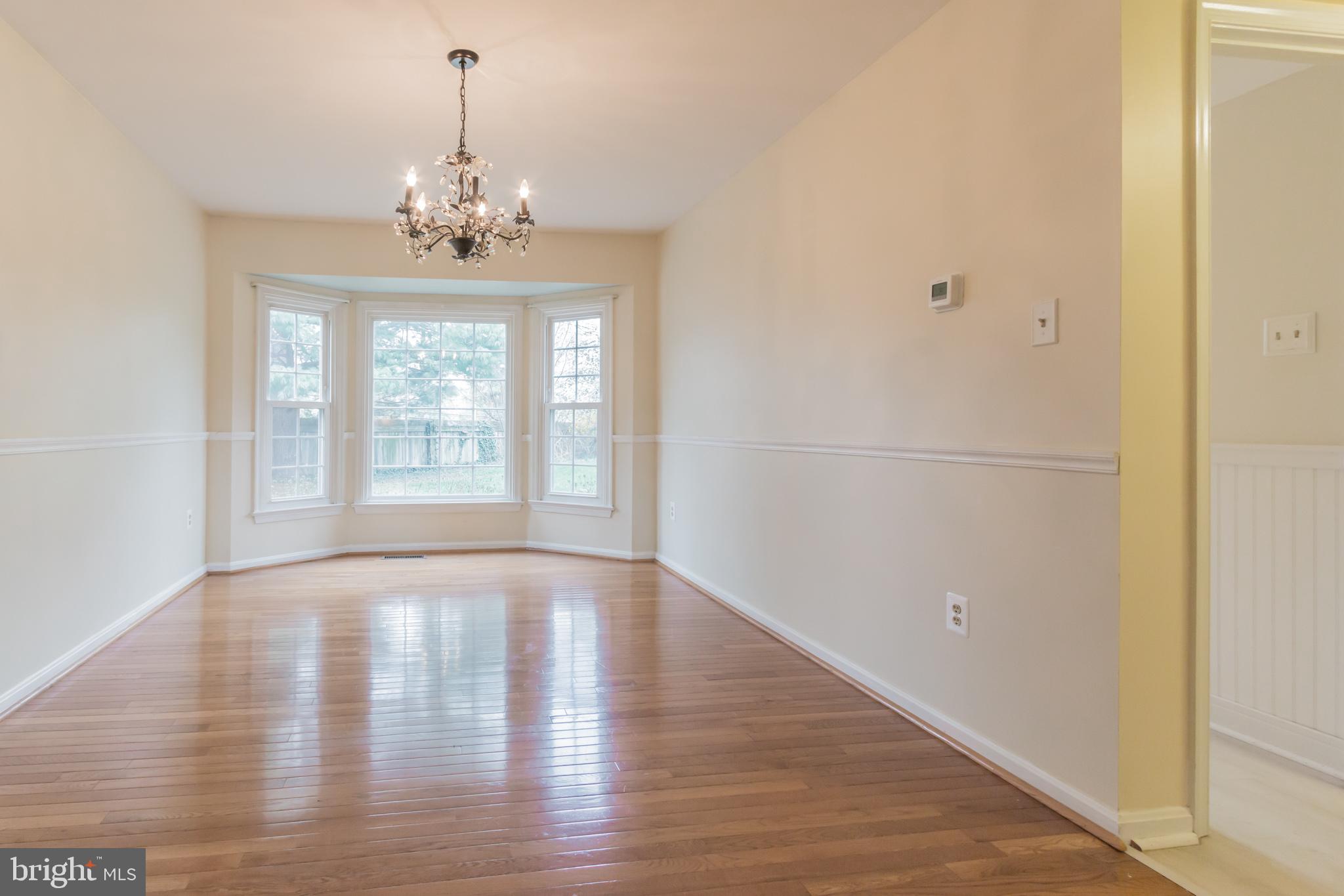 18800 Lindenhouse Road Gaithersburg, MD 20879 - Photo 7 of 30 Gallery Image 7