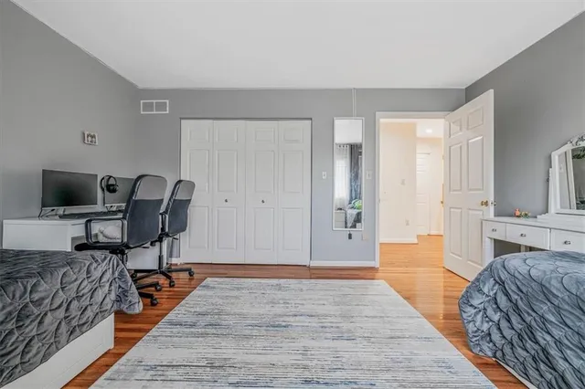 $735,900 | 134 Village Court, Pittsburgh, PA 15241