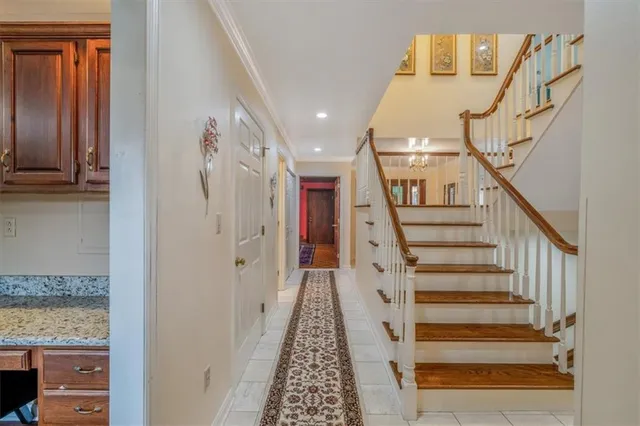 $735,900 | 134 Village Court, Pittsburgh, PA 15241