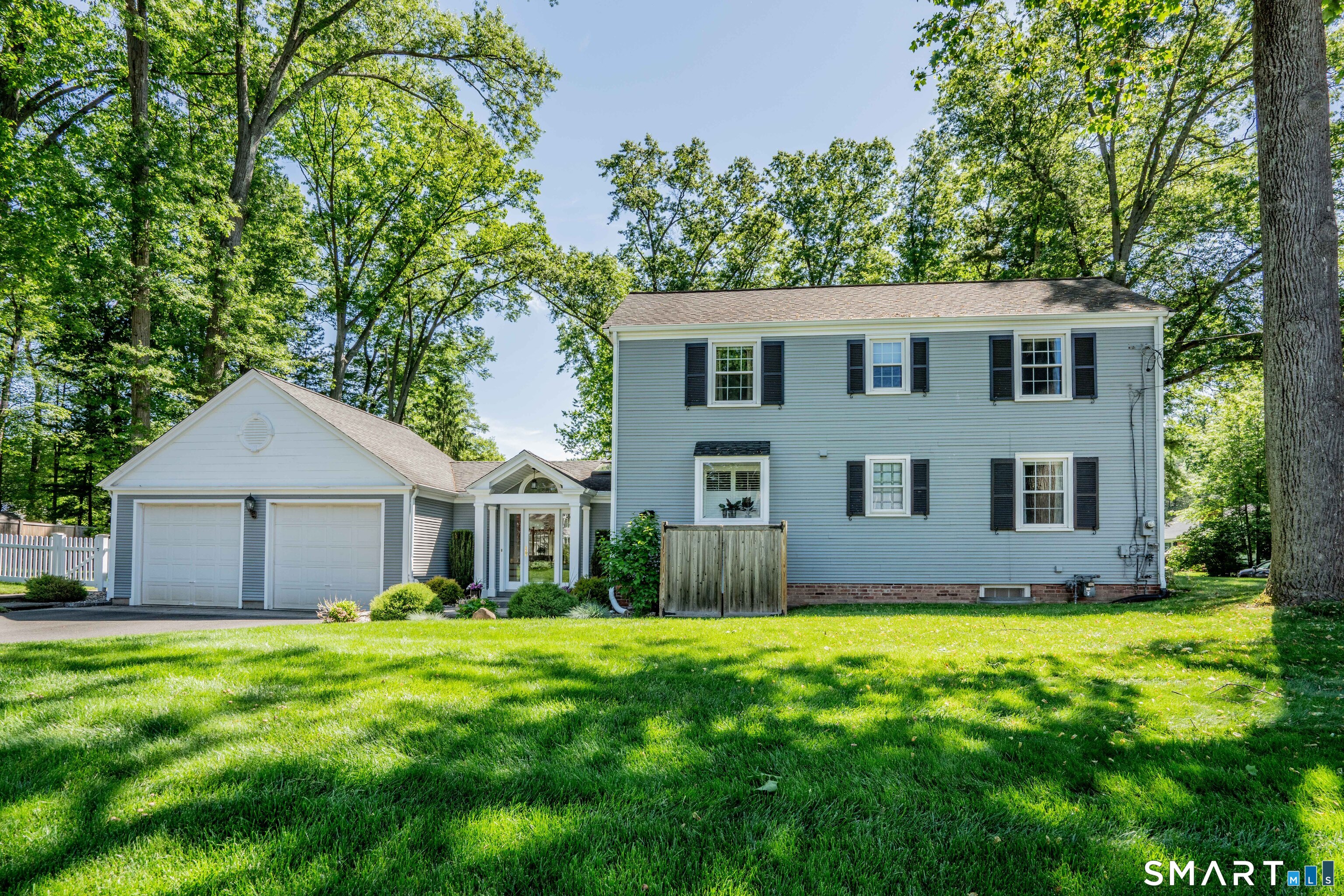 98 Colony Road West Hartford, CT 06117 - Photo 5 of 40