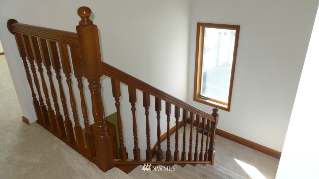 1721 Channel Road East Lake Tapps, WA 98391 - Photo 16 of 19