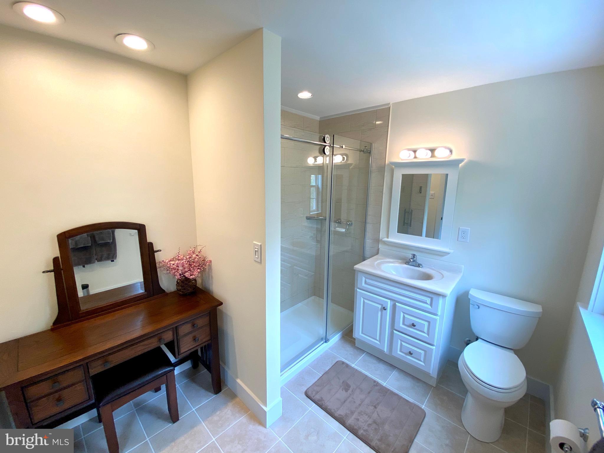 714 South Roberts Road Bryn Mawr, PA 19010 - Photo 23 of 30 Master Bathroom