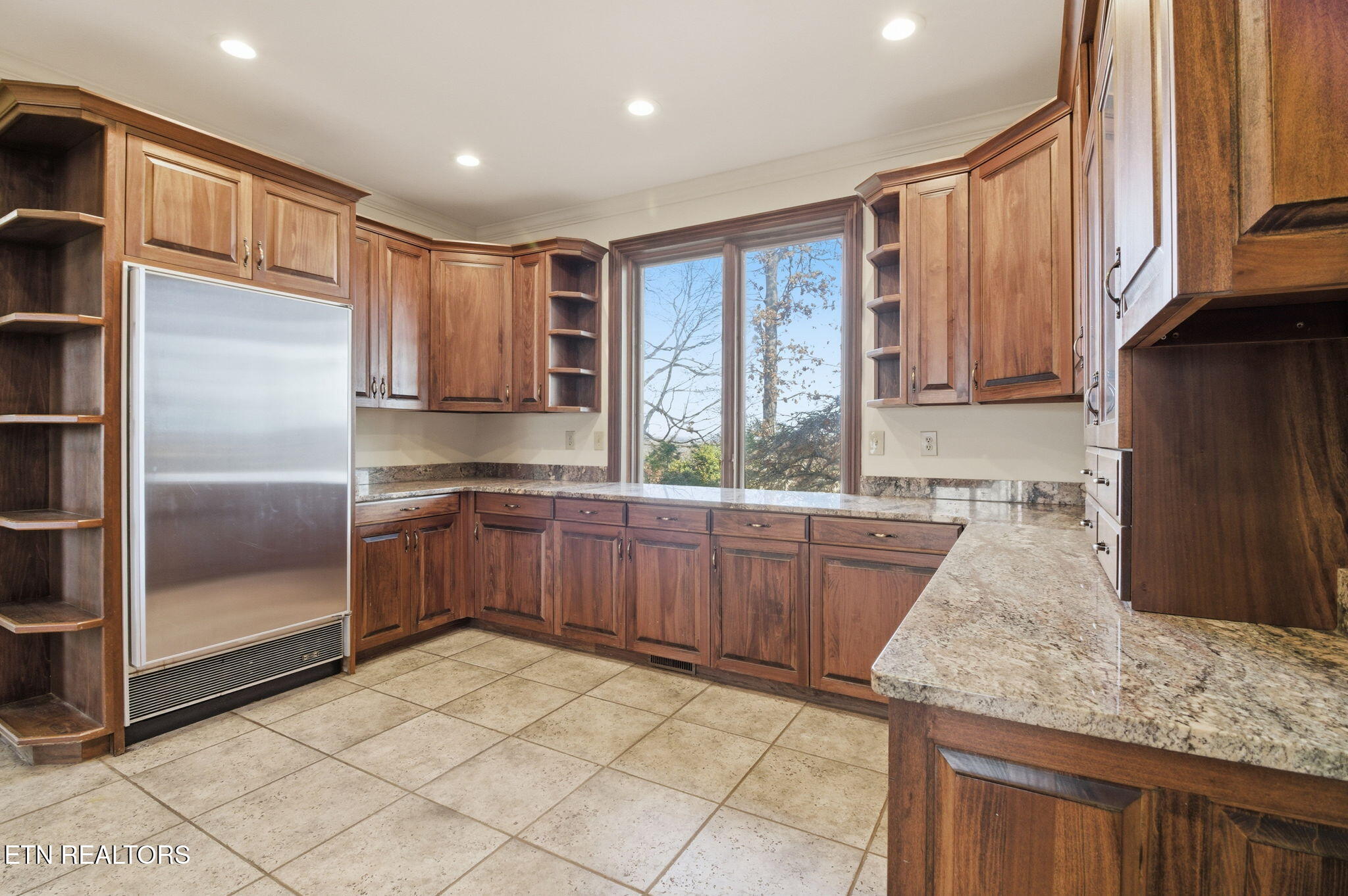 306 Teague Lane Sevierville, TN 37862 - Photo 22 of 60 Kithcen appliances