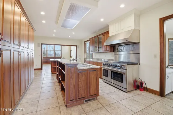 $2,999,900 | 306 Teague Lane, Sevierville, TN 37862