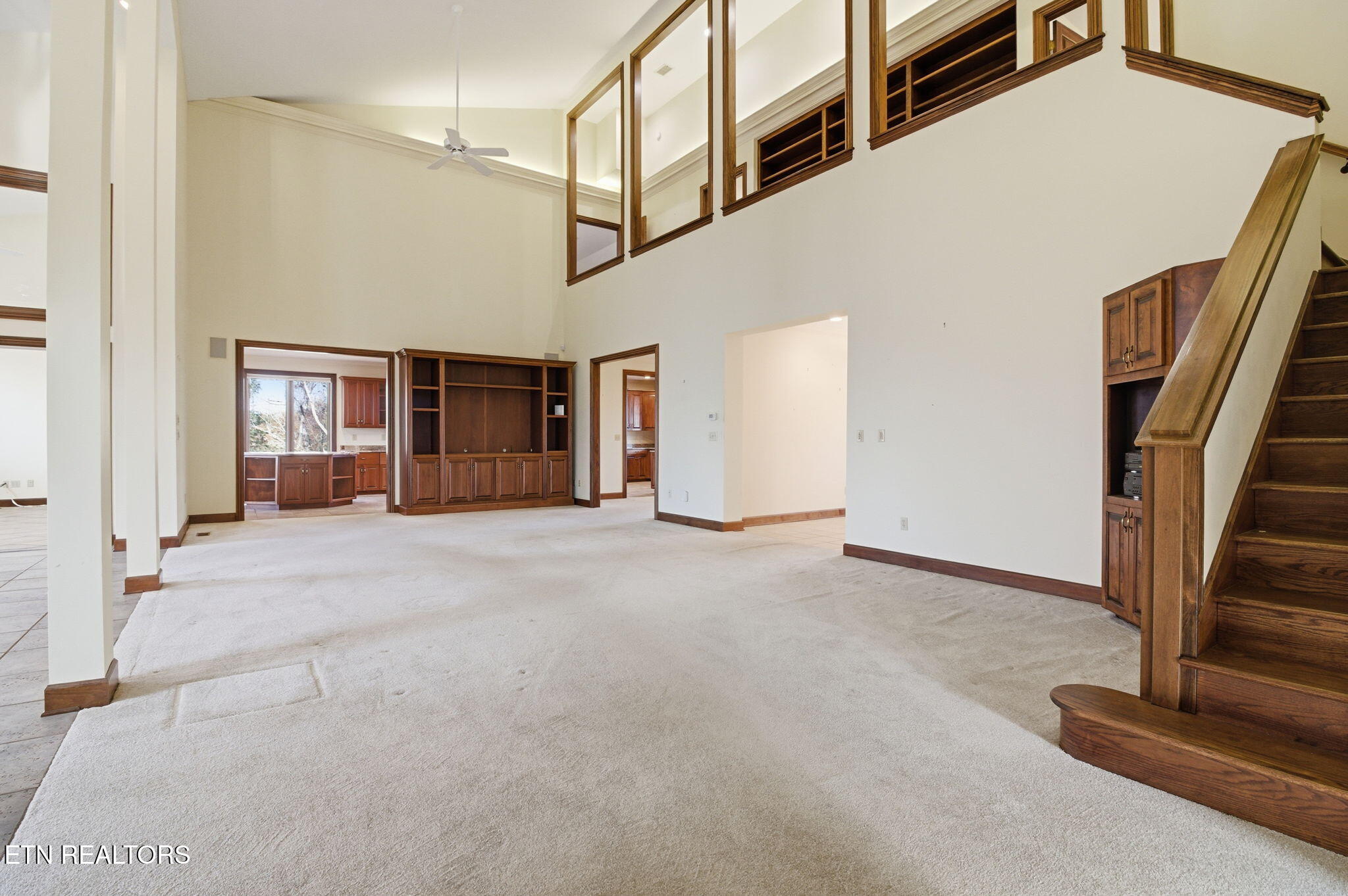 306 Teague Lane Sevierville, TN 37862 - Photo 26 of 60 Staircase