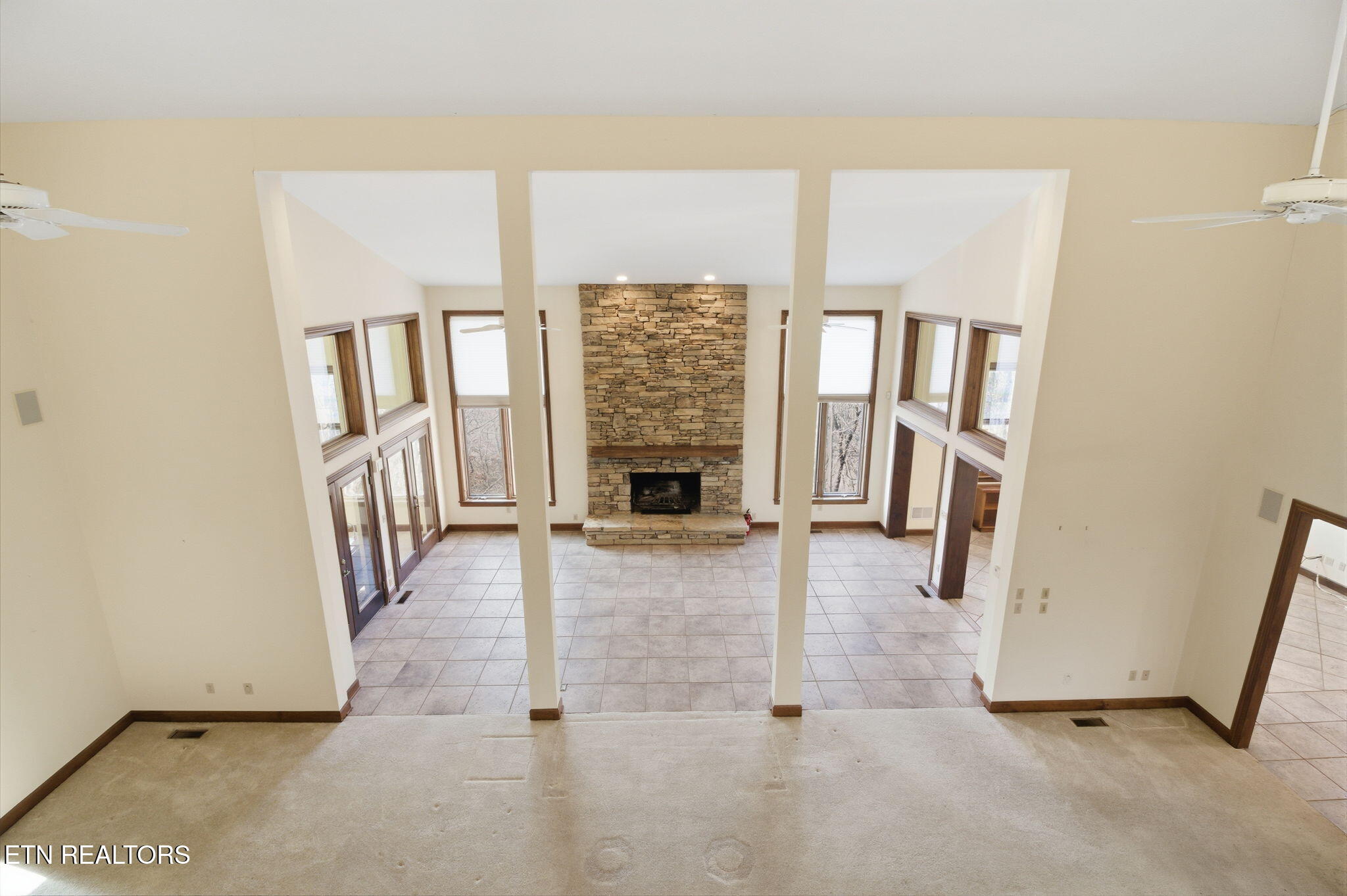 306 Teague Lane Sevierville, TN 37862 - Photo 27 of 60 Balcony shot