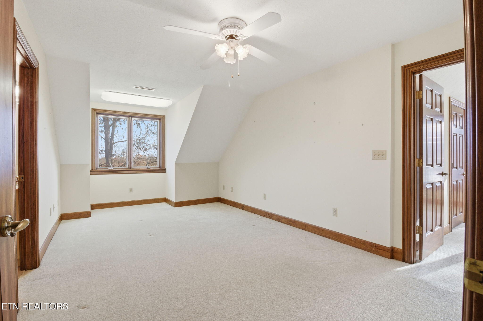 306 Teague Lane Sevierville, TN 37862 - Photo 29 of 60 Bedroom1