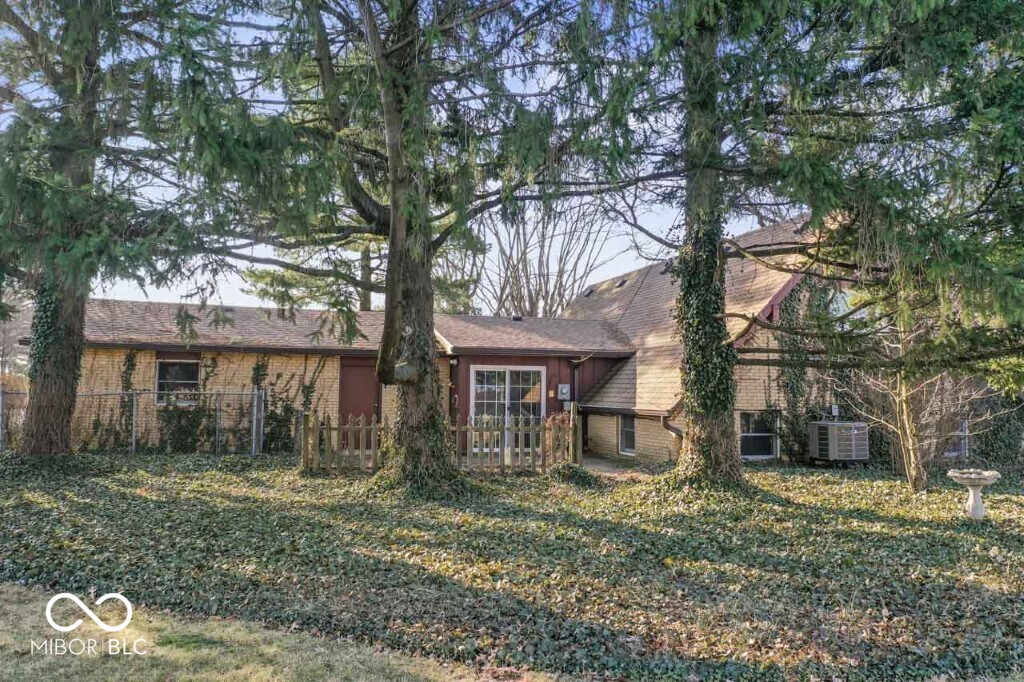 2447 Northeast Raintree Drive New Castle, IN 47362 - Photo 35 of 39