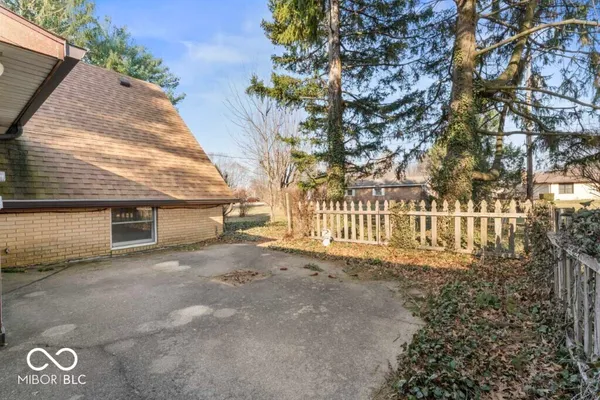 $210,000 | 2447 Northeast Raintree Drive, New Castle, IN 47362