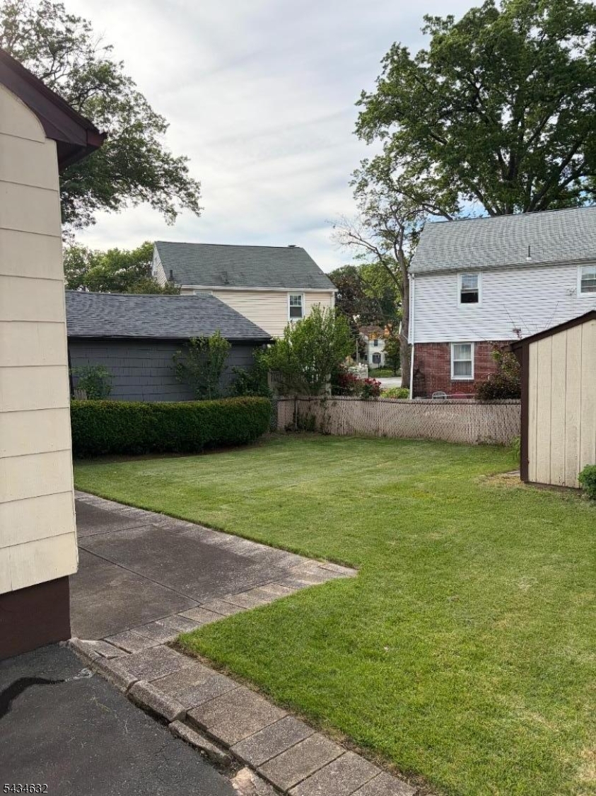 12 Ferncliff Road Bloomfield, NJ 07003 - Photo 5 of 49