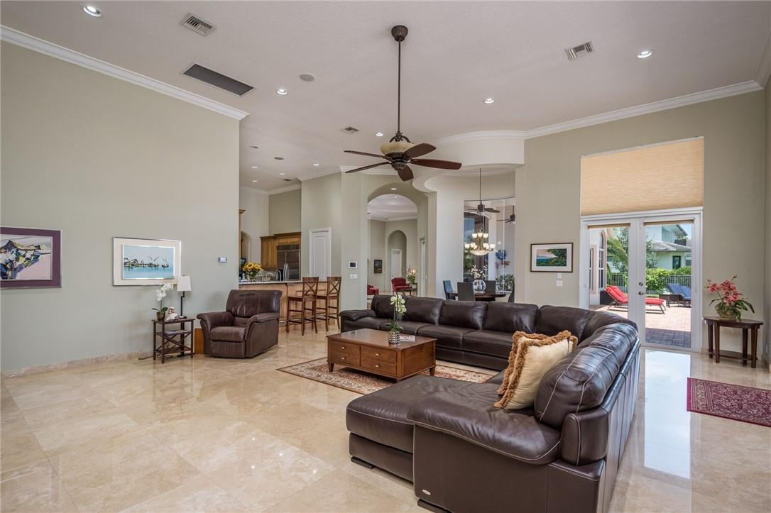 19361 Waters Edge Street Weston, FL 33332 - Photo 15 of 55 Photo 15