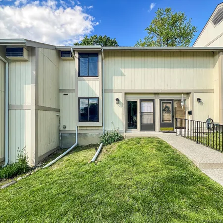 $335,000 | 26 Hammond Plaza, Beacon, NY 12508