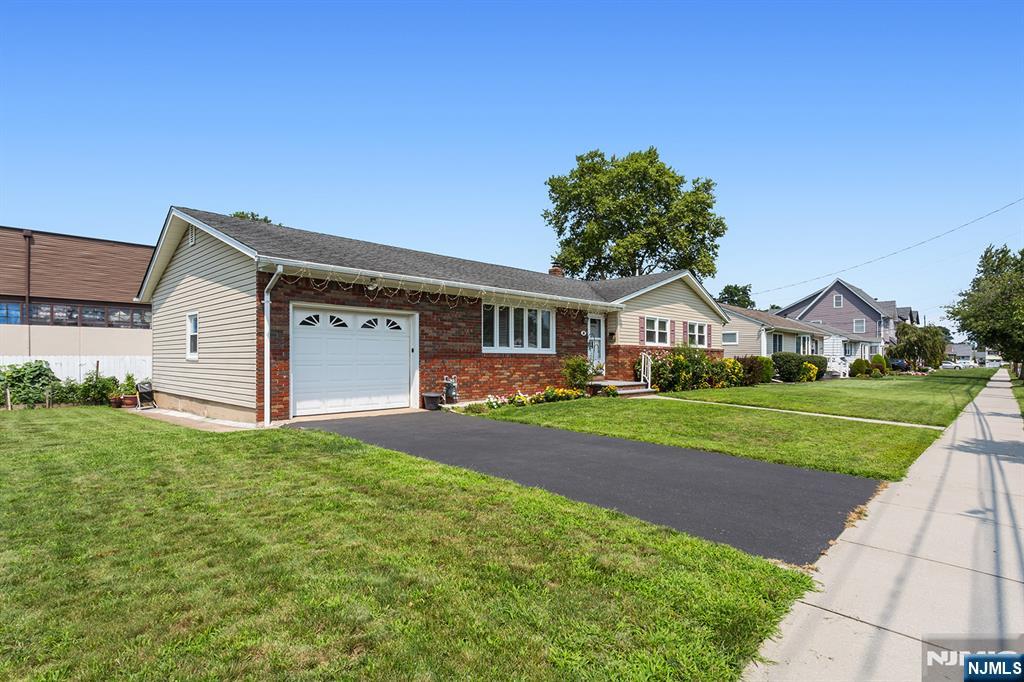 38 Parson Road Clifton, NJ 07012 - Photo 35 of 36 Gallery Image 35