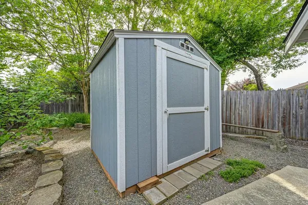 $774,950 | 430 Flower Drive, Folsom, CA 95630